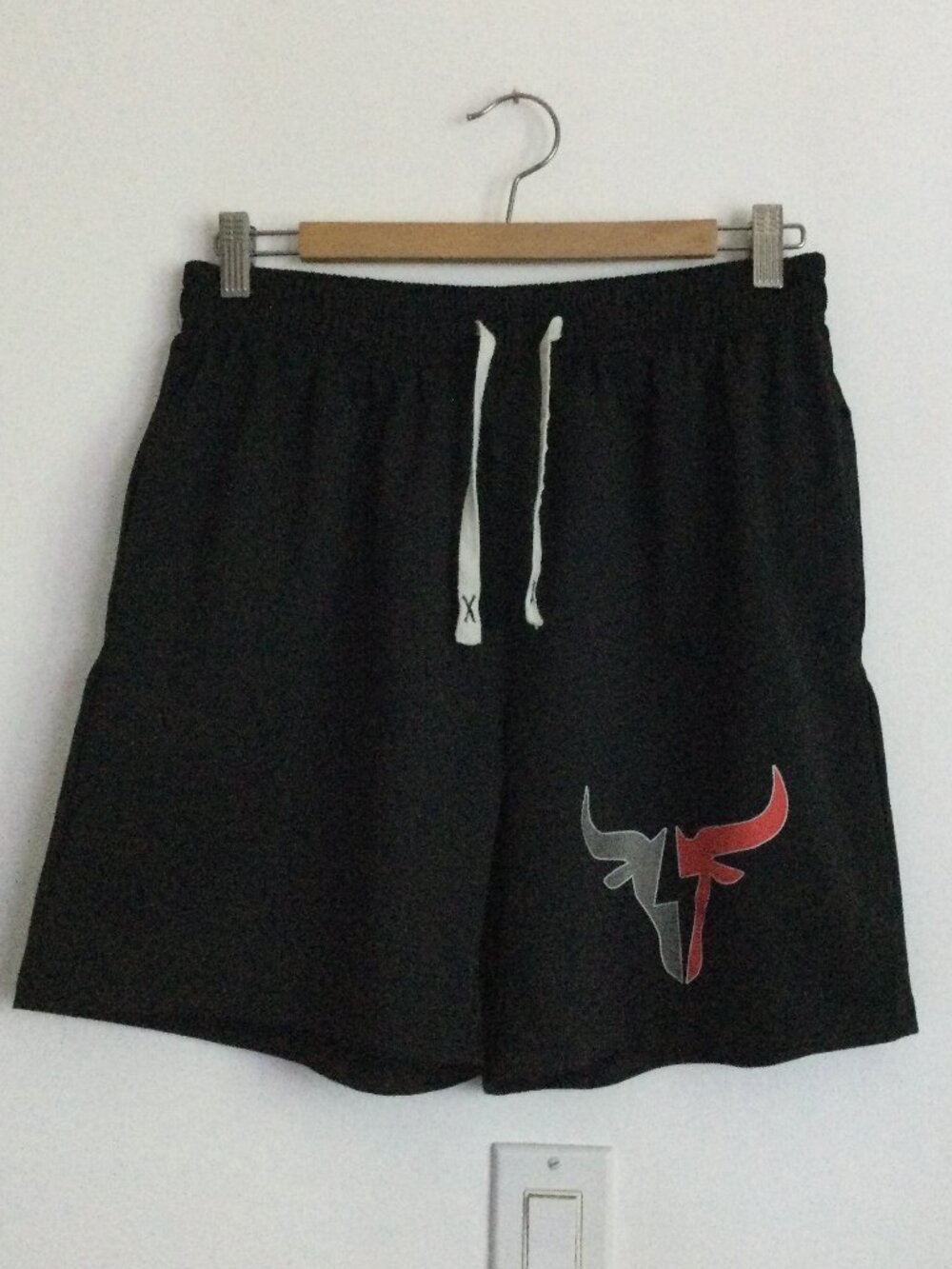 Longhorn Bull Logo Men's Athletic Shorts Black Size Large